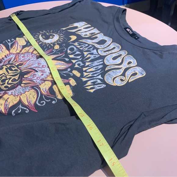 Band Tee: The Doors ~ M - Picture 9 of 12